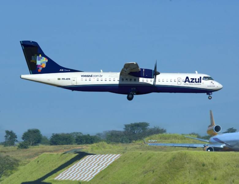 DANOS MORAIS: Empresa aérea Azul é condenada a pagar indenização de R$ 9 mil a juiz