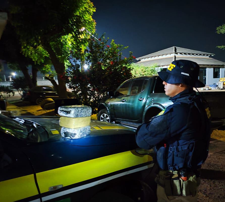 NO TÁXI: Boliviano é preso trazendo droga skunk para Porto Velho 