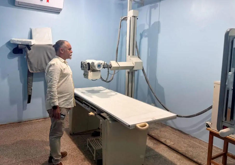 JOEL DA ENFERMAGEM: Deputado fiscaliza máquina de raio x quebrada no CEM de Porto Velho