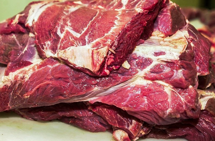 MERCADO: China suspende embargo de carne bovina brasileira
