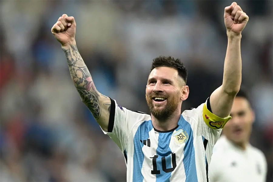 RECORDE: Lionel Messi conquista 'Bola de Ouro' pela 8ª vez e ultrapassa Pelé