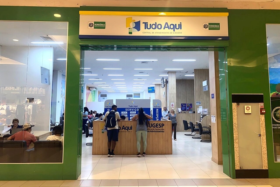 REGULARIZAÇÃO FUNDIÁRIA: Moradores do Bairro Costa e Silva devem atualizar documentos para receber título de imóvel