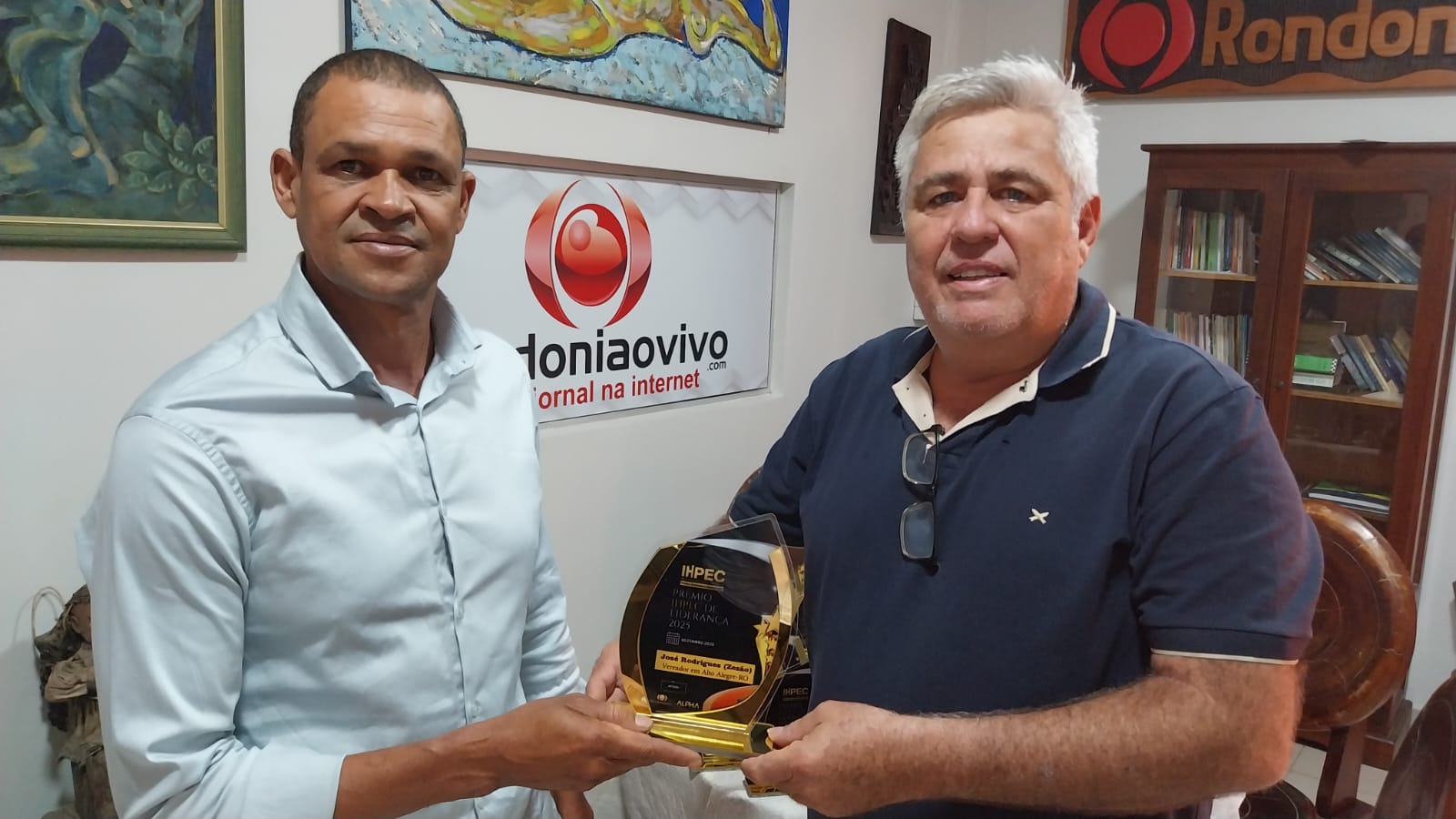 TROFÉU LIDERANÇA 2025: Vereador Zezão recebe homenagem por destaque político em Alto Alegre dos Parecis