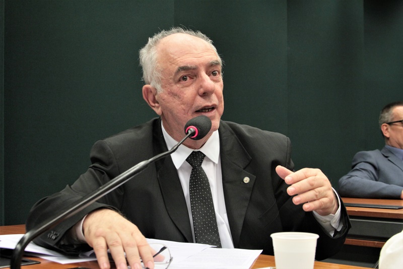 INCLUSÃO: Mauro Nazif vota por internet gratuita para estudantes indígenas e quilombolas