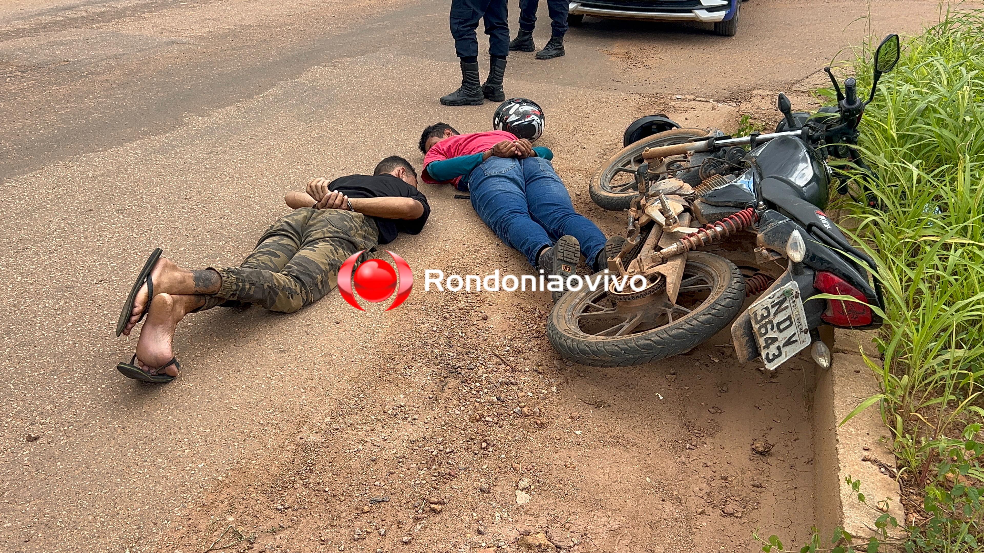 VÍDEO: Dupla presa com arma tinha acabado de atirar em provedor de internet