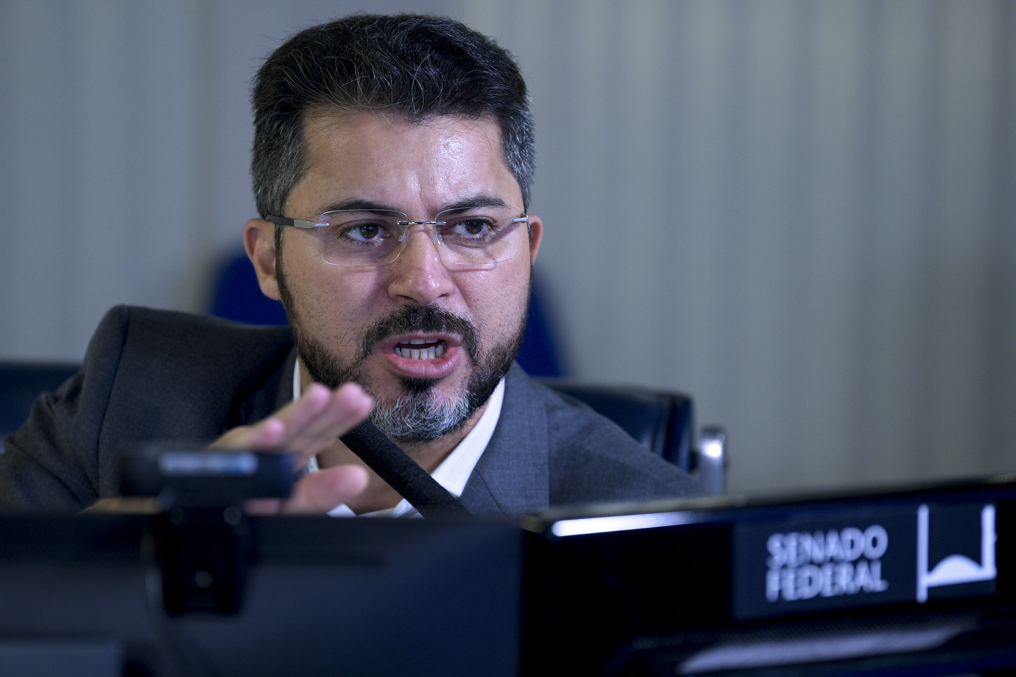 SENADOR: Bolsonaro indica Marcos Rogério, do DEM, como vice-líder do governo