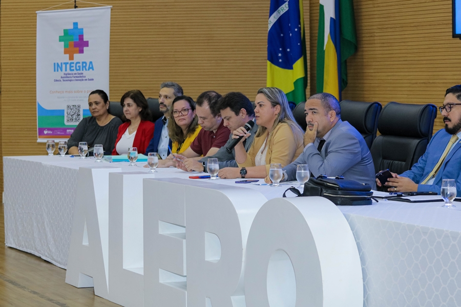 CLÁUDIA DE JESUS: Deputada defende avanços nas políticas de acesso a medicamentos em RO