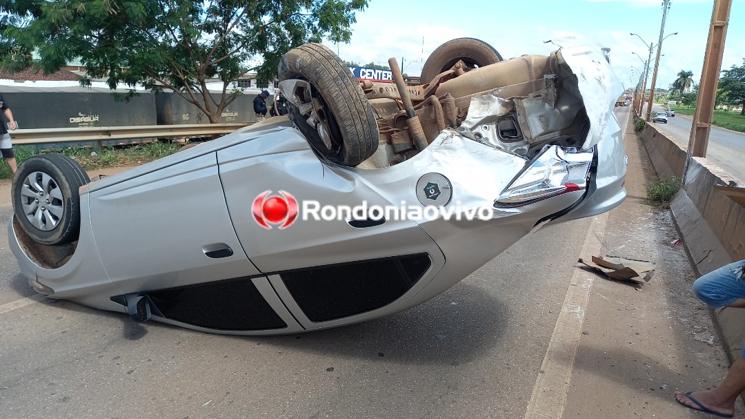 VÍDEO: Carro de motorista de app capota após colisão com carreta na BR-364