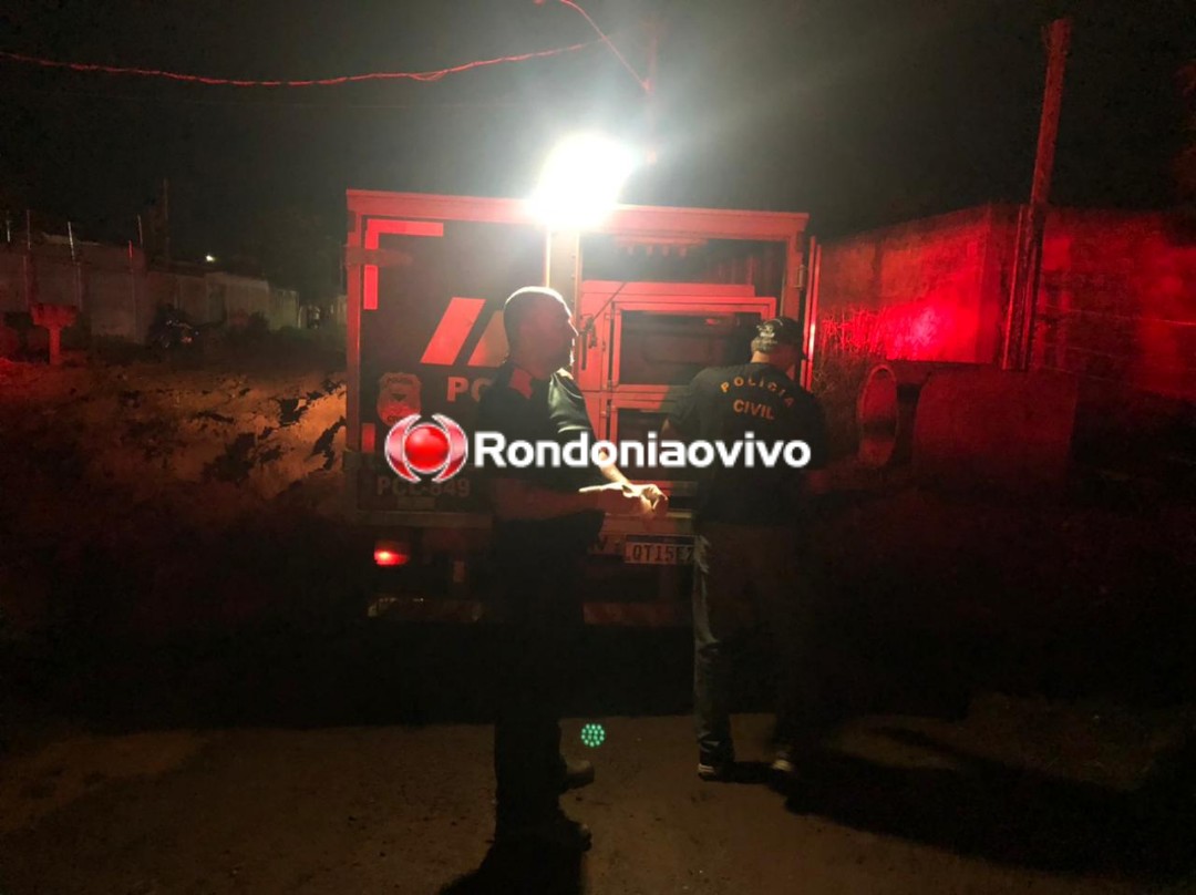 DORMINDO: Após ter residência invadida, homem é assassinado a tiros e golpes de facão 