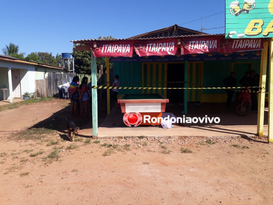 HOMICÍDIO: Idoso é morto com quatro tiros ao lado de mesa de sinuca em bar