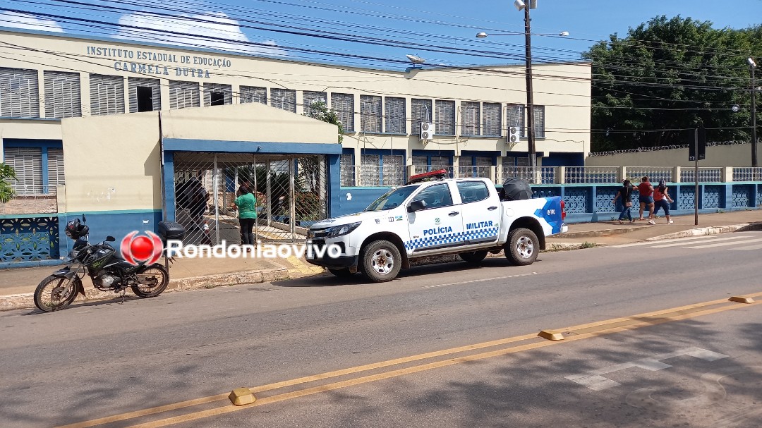 PÂNICO: PM é chamada após briga generalizada na Escola Carmela Dutra