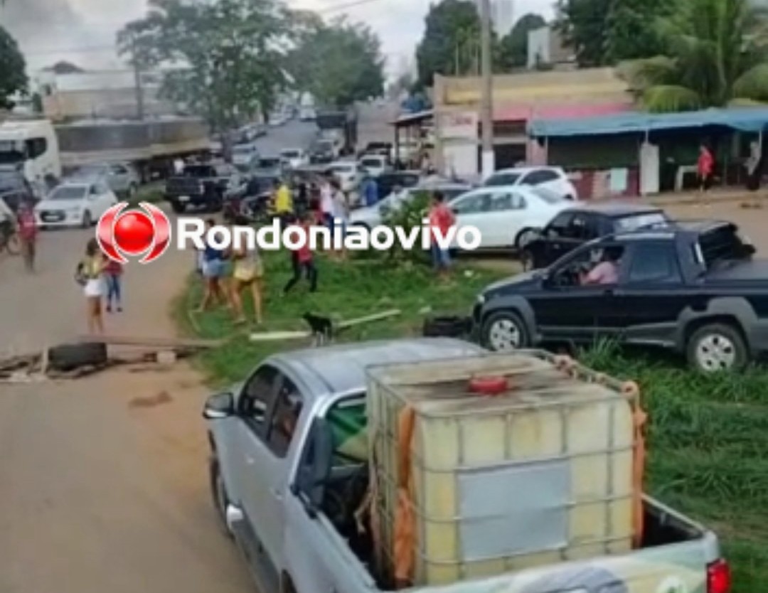 BLOQUEIO: Garimpeiros fazem protesto após operação da PF e fecham BR-319