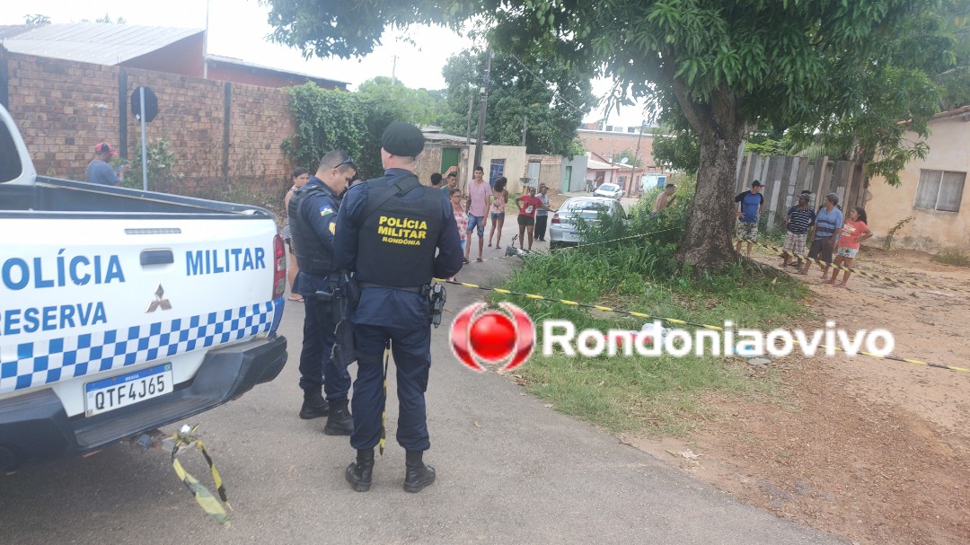 VÍDEO: Atirador com camisa do Brasil e moto Biz tenta matar jovem na capital