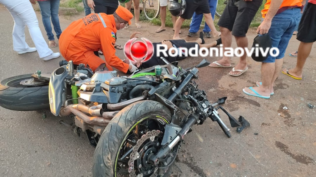 BATEU EM CARRO: Casal em motocicleta Kawasaki de alta cilindrada sofre grave acidente 