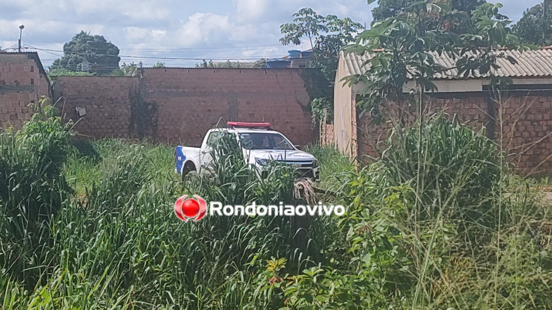 VÍDEO: Criminoso atira contra policiais em blitz na zona Leste