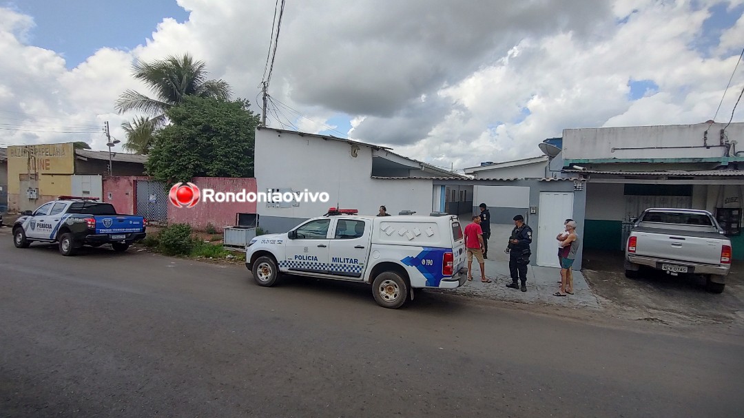 VÍDEO: Homem é encontrado morto em vila de apartamentos