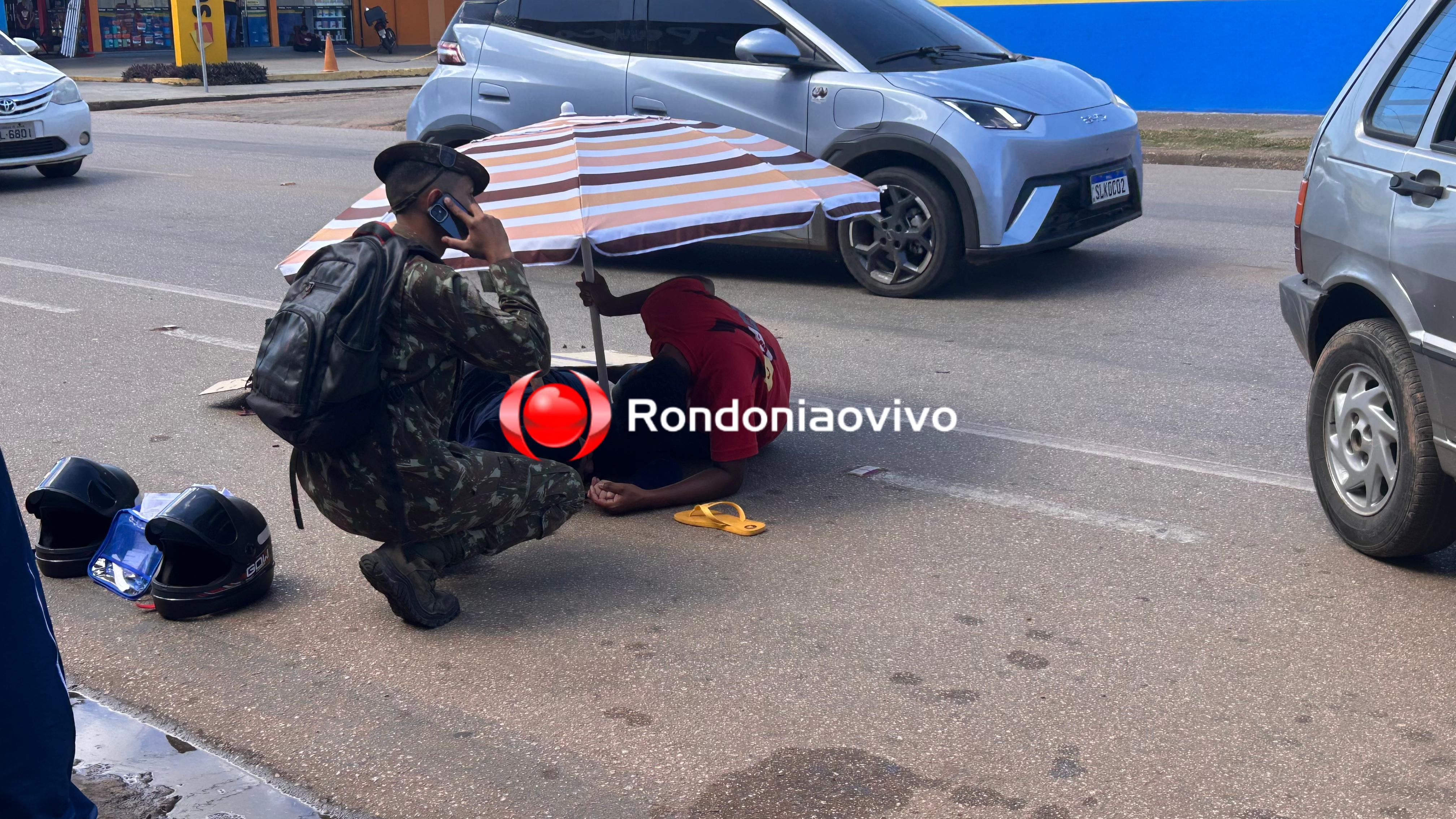 URGENTE: Passageira de moto fica desacordada após acidente na Jatuarana