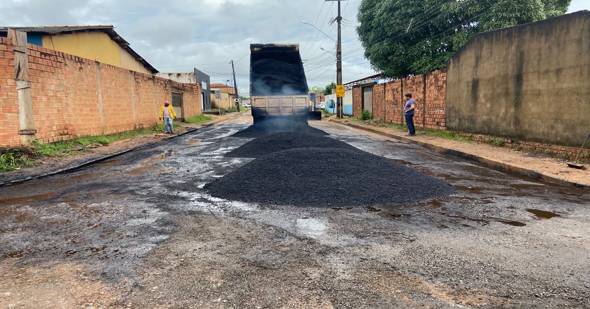 SERVIÇOS: Semob realiza serviços no Castanheira a pedido de Edimilson Dourado