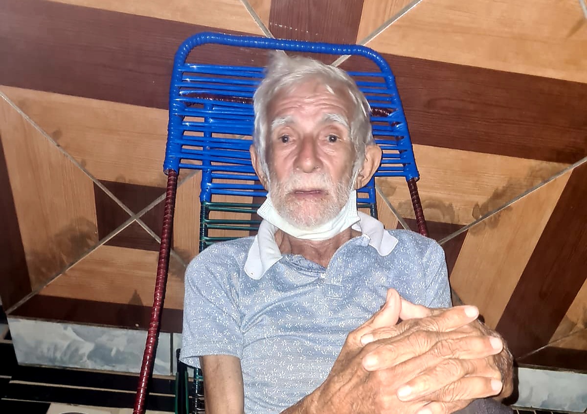 NÃO LEMBRA: Idoso se perde ao sair de casa e Polícia Militar é acionada