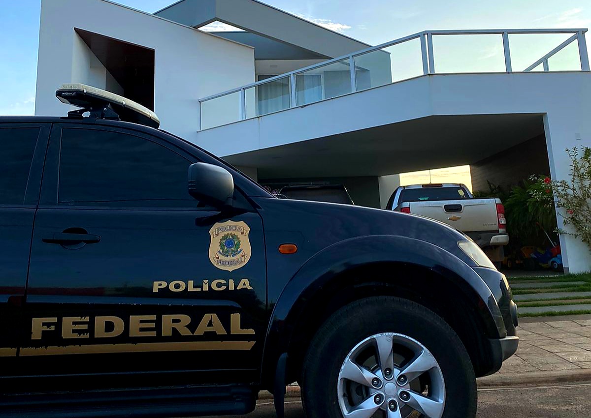 OVERDRIVE: Operação da PF mira servidores do Detran envolvidos em esquema criminoso