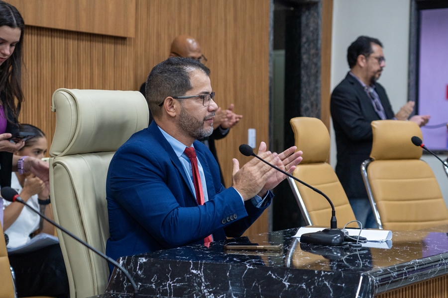 NILTON SOUZA: Projeto de vereador garante apoio aos entregadores e mototaxistas