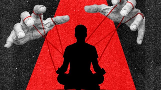 DEMÔNIO COM WI-FI: Seita promete cura gay com tortura e jejum de glitter