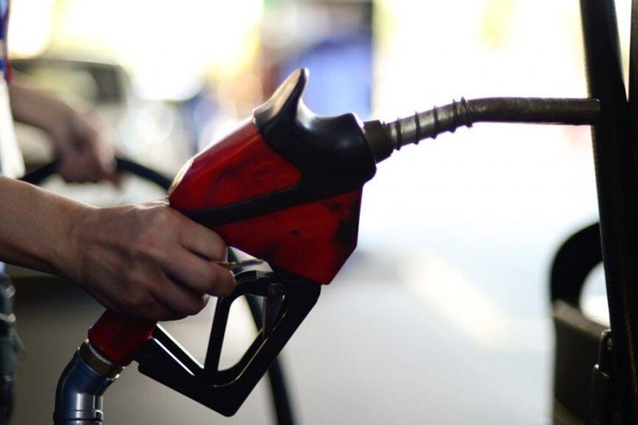 QUEDA: Petrobras anuncia redução de R$ 0,16 no litro do diesel