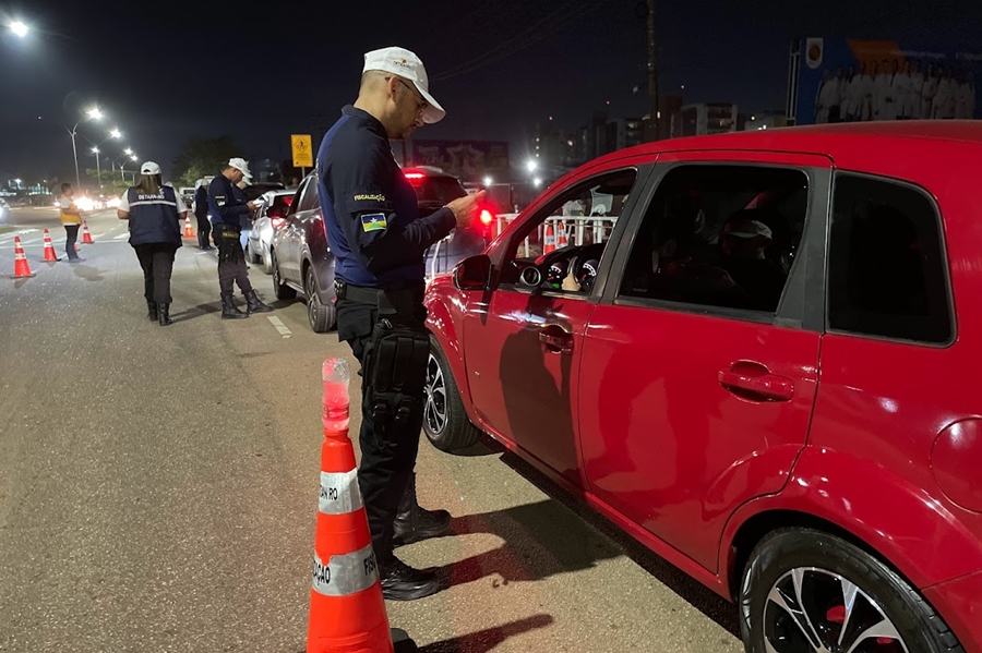 TRÂNSITO: Operações de fiscalização coíbem irregularidades e buscam mais segurança