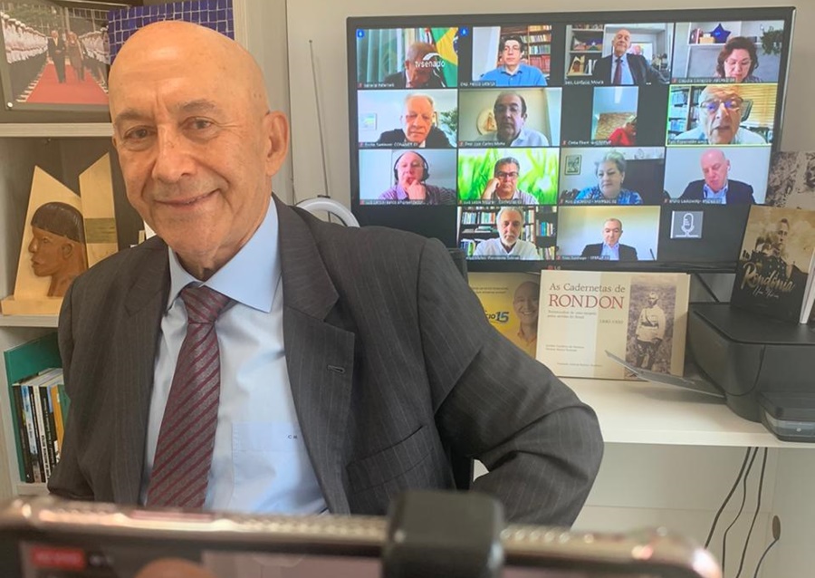 MADRUGADA: Bom desempenho de Confúcio Moura sempre teve como base rotina saudável