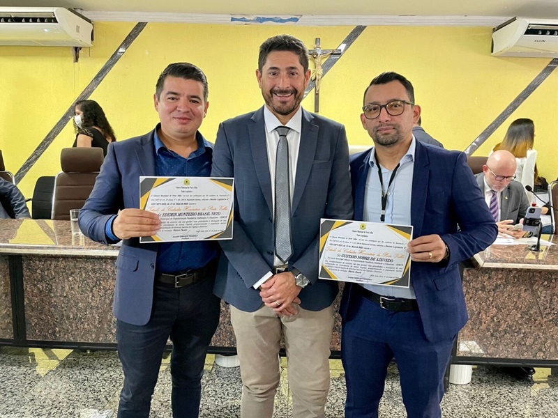 MÁRCIO PACELE: Vereador realiza entrega de título honorifico para Edemir Brasil e Gustavo Nobre
