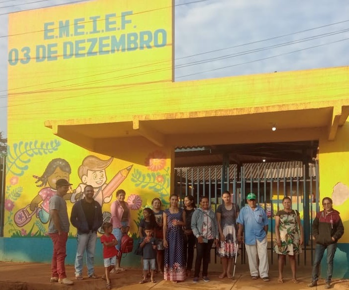 MANIFESTAÇÃO: Pais fecham escolas em nova ação por falta de ônibus escolar em União Bandeirantes