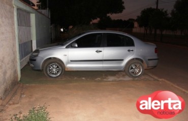 ARIQUEMES - Comerciante indignado com uma seqüência de vários assaltos tenta atropelar assaltantes