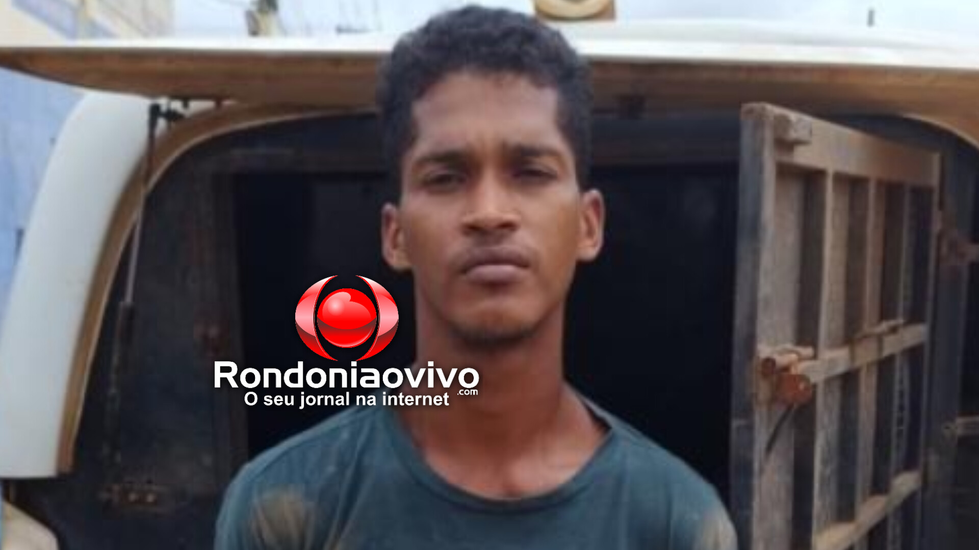 FIM DO ROLÊ: Foragido é preso passeando de moto com amigo no São Francisco