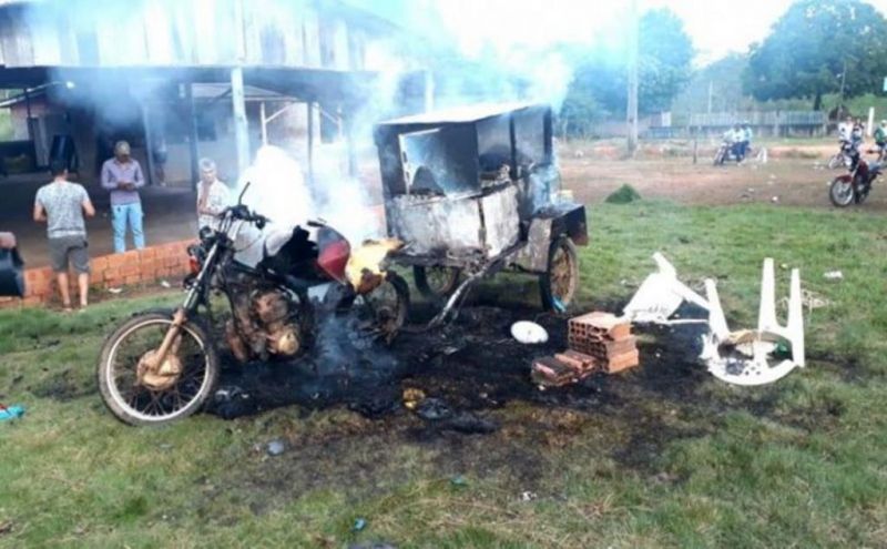 VÍDEO: Dona de pipoqueira e pula-pula perde tudo após explosão de botija de gás