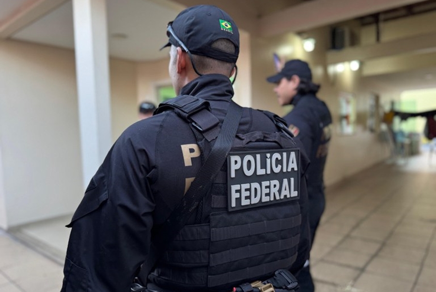 OPERAÇÃO: PF reprime contrabando de armamento controlado