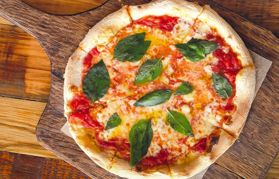 DIA DA PIZZA: De onde vem a expressão ‘acabar em pizza’?