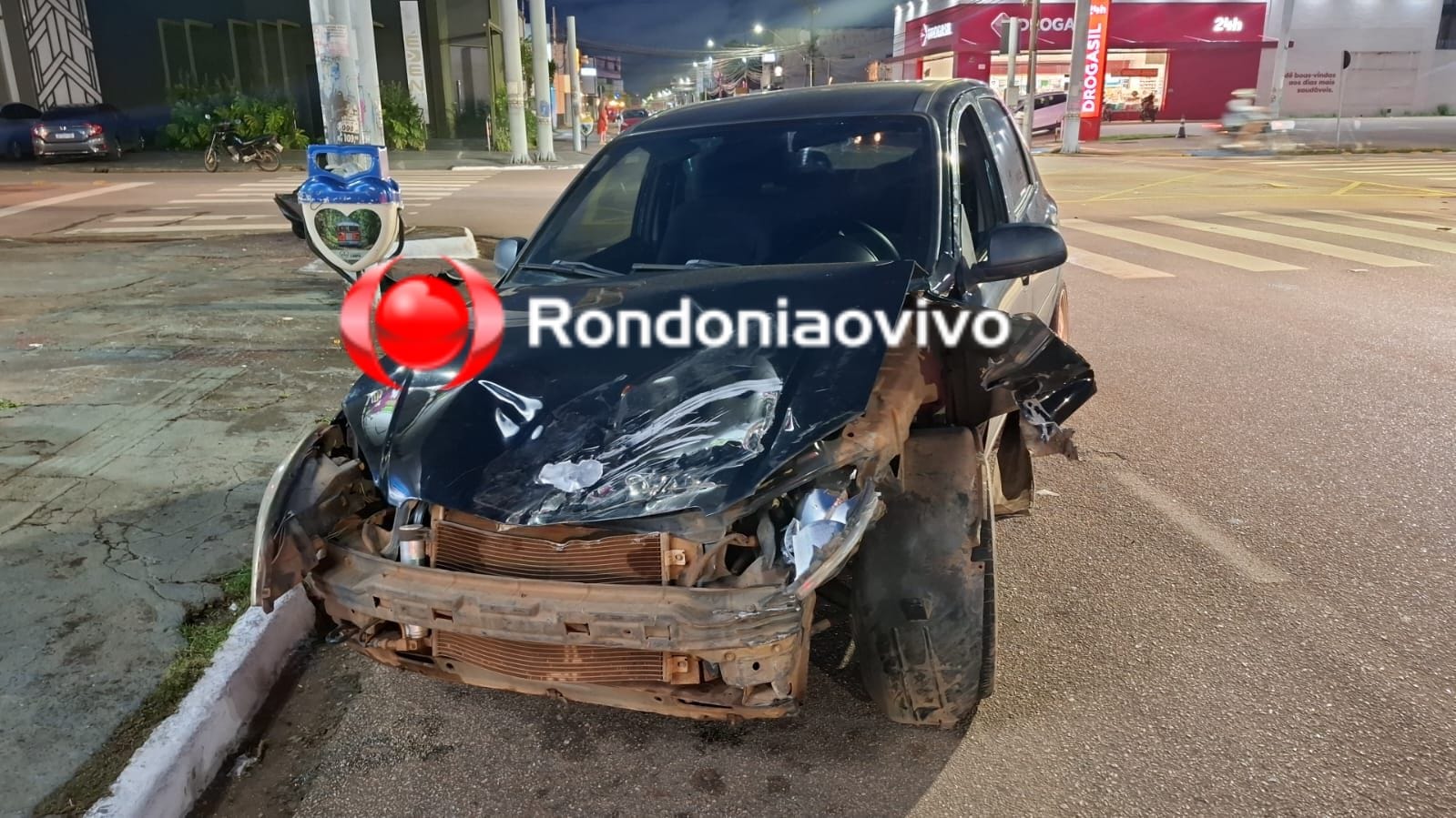 URGENTE: Mulher fica em estado grave em acidente provocado por motorista na contramão