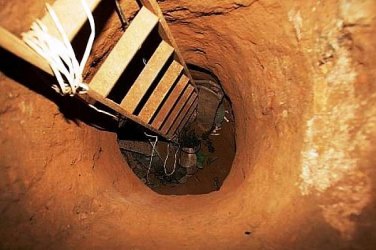 Bando cava túnel e tenta fuga no presídio Urso Panda
