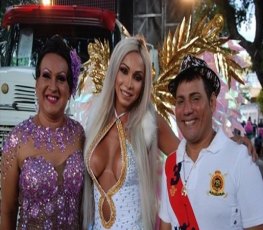 PARADA GAY: Veja alguns momentos do desfile