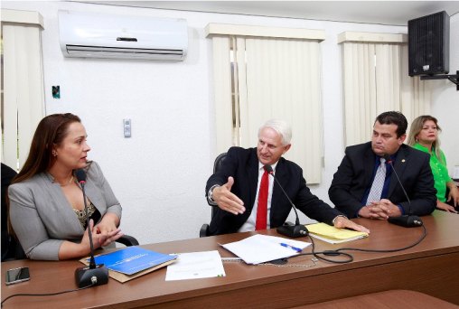 Deputado cobra solução para falta de cirurgiões cardíacos pediátricos
