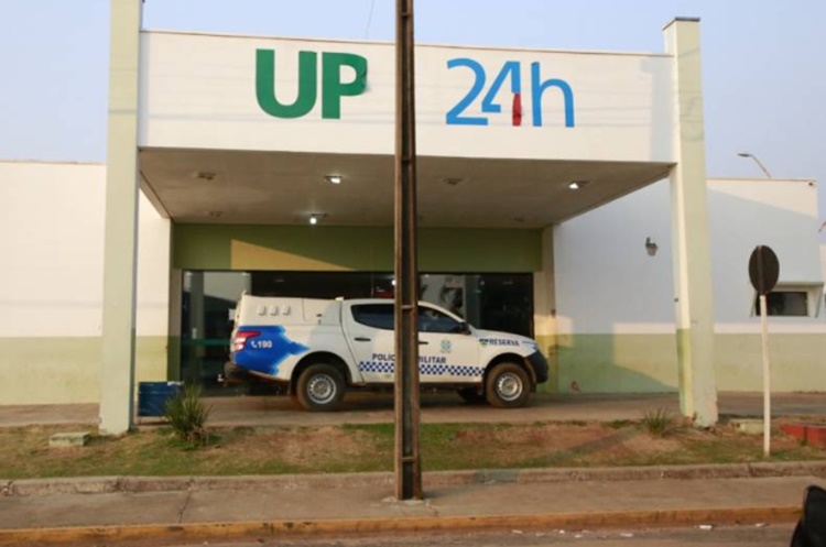 NA UPA: Prefeito aciona a PM após descobrir que médicos foram para casa dormir