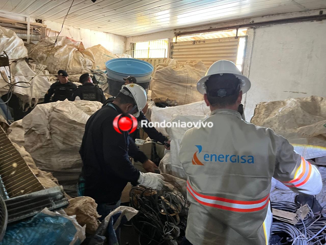 FIO DESENCAPADO: Operação visa prender donos de sucatarias acusados de comprar materiais furtados 