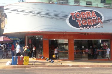 Casal embriagado é preso por provocar acidente de trânsito e humilhar guarnição policial
