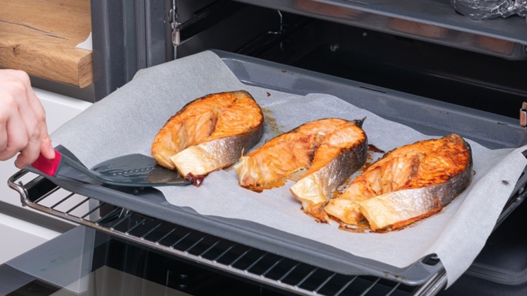 NADA DE PEIXE FRITO: O modo de preparo desse ingrediente no forno é melhor e saudável