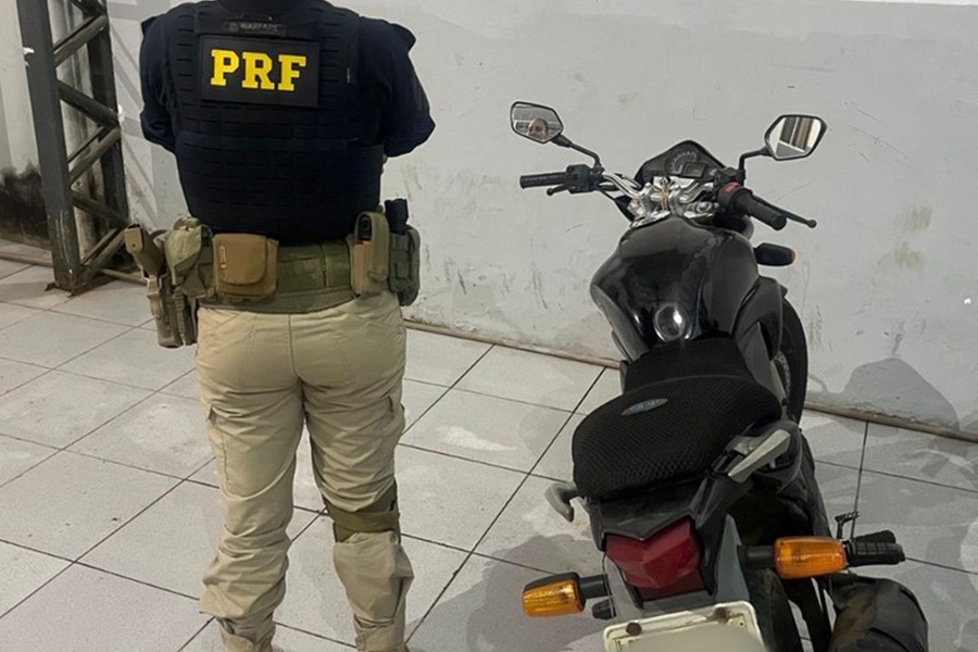RECUPERADO: PRF recupera veículo adulterado na BR 319
