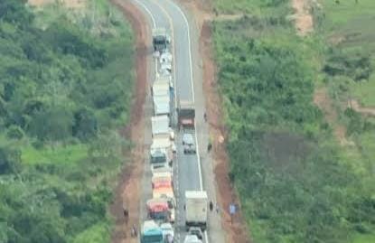 ALERTA NA BR-364: Acidente deixa pista interrompida na região de Pimenta Bueno