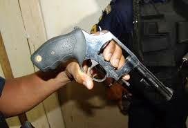 Menor é apreendido após tentar matar desafeto na região central