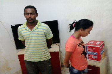 Foragido e esposa são presos por tráfico
