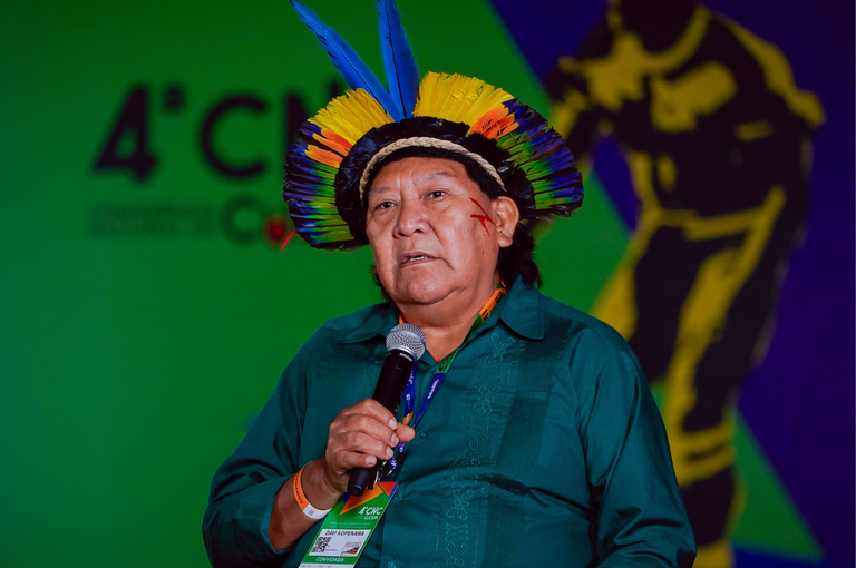 CONFERÊNCIA/CULTURA: 'Precisamos recuperar as culturas ameaçadas', afirma Davi Kopenawa, líder Yanomami