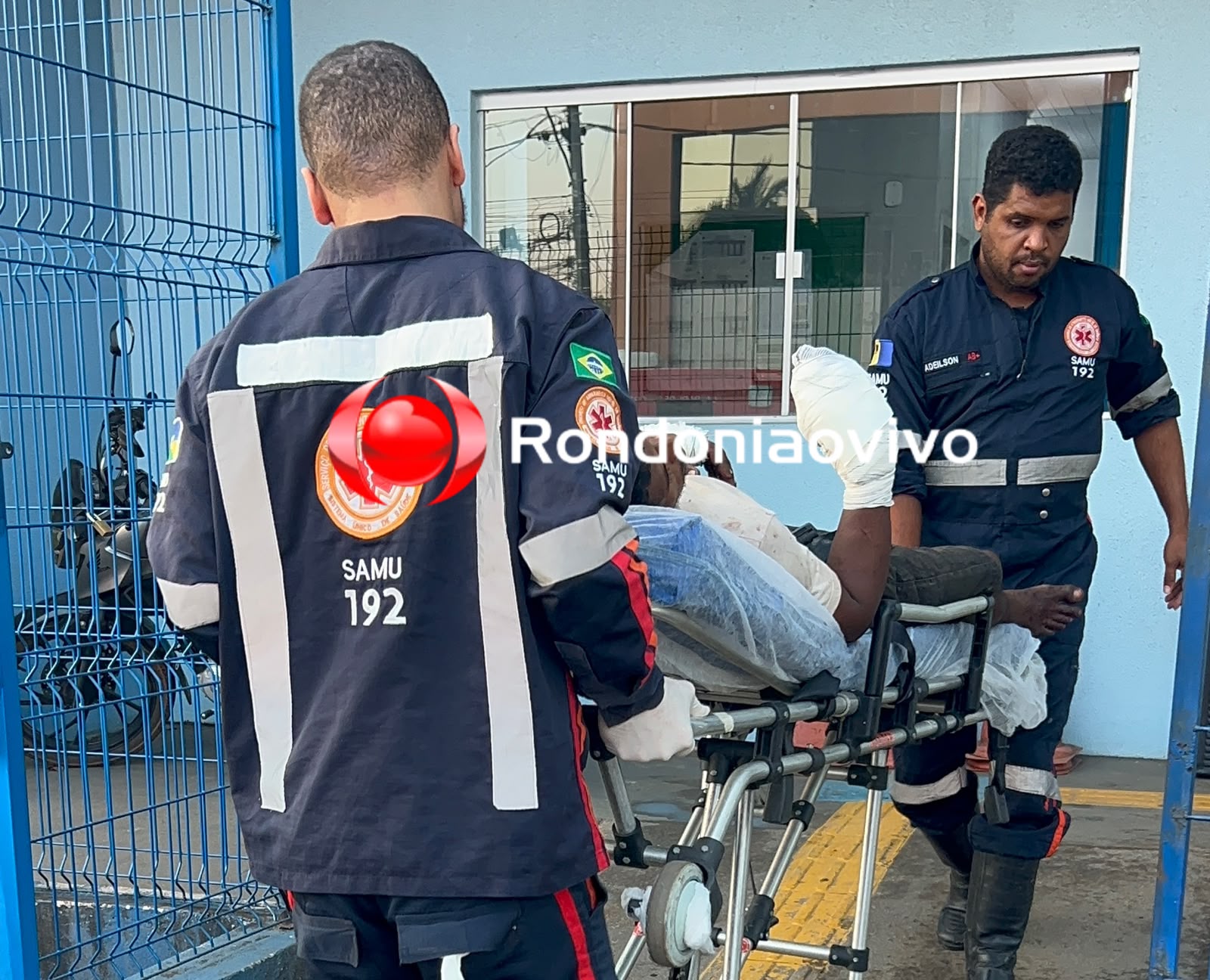 URGENTE: Homem tem dedo decepado por acusado com ciúmes de mulher